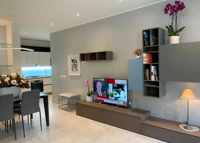 A Casa Di Chiara 2 Апартаменти *