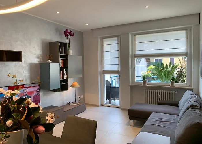 A Casa Di Chiara 2 Апартаменти *